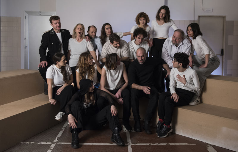 La Repubblica. Teatro Carcano Milano. Stagione 2023/2024