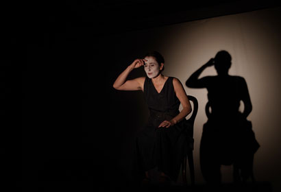Monologo della buona madre. Teatro Elfo Puccini Milano. Stagione 2023/2024