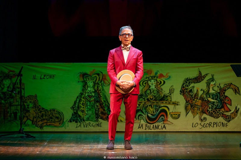 Sempre fiori mai un fioraio. Teatro Elfo Puccini Milano. Stagione 2023/2024