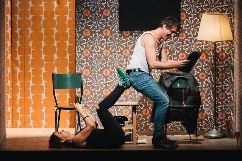 Stitching. Teatro Elfo Puccini Milano. Stagione 2024/2025.