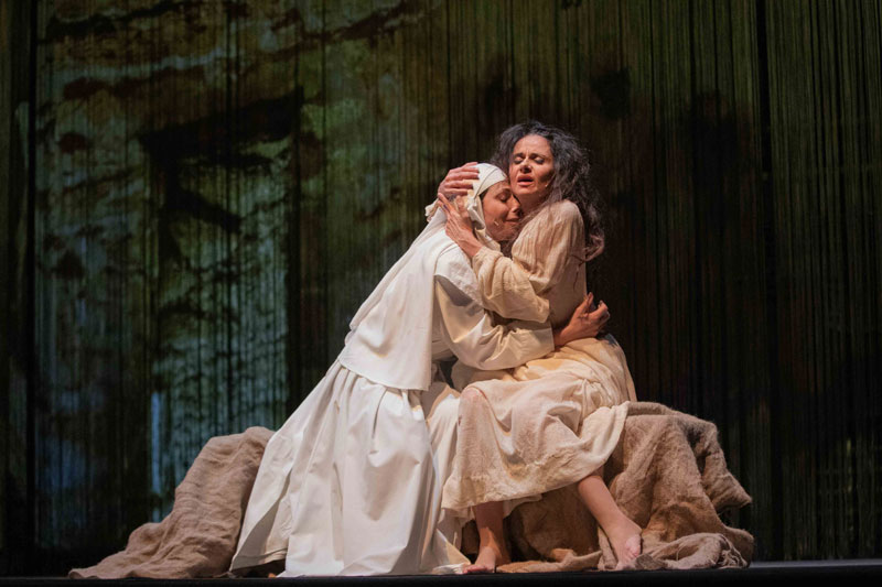 Storia di una capinera. Teatro Menotti Milano. Stagione 2023/2024