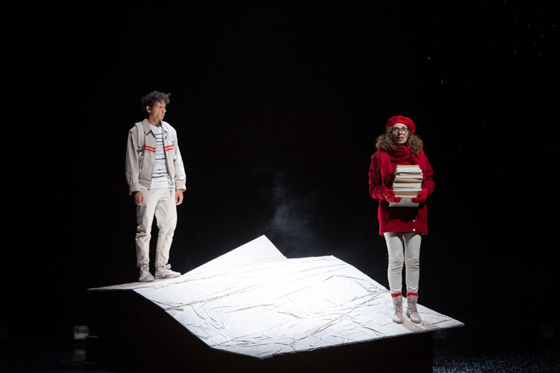 The sound inside. Teatro Franco Parenti di Milano. Stagione 2023/2024