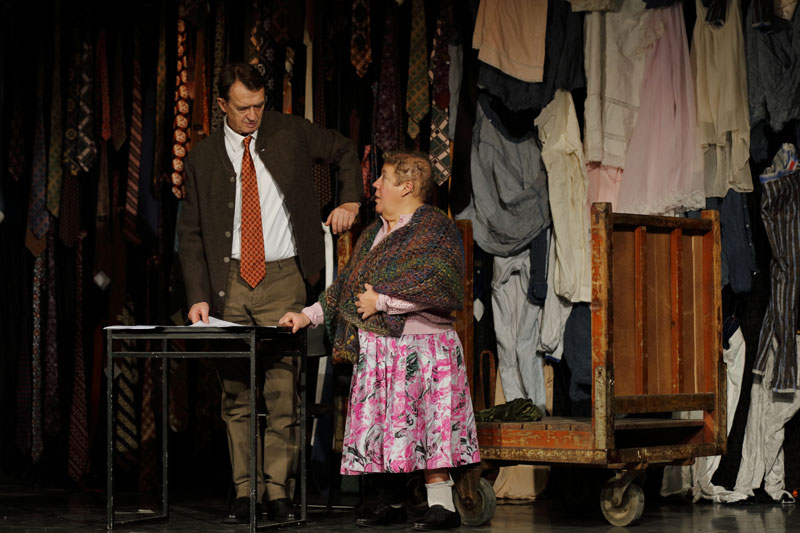 Ausmerzen. Teatro Elfo Puccini Milano. Stagione 2024/2025