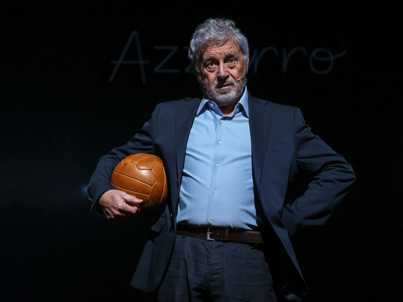 Azzurro. Antonio Catania.