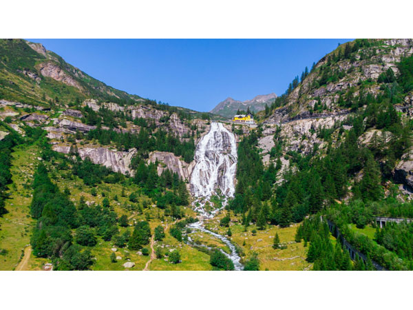 Cascata del Toce Valle Formazza Archivio Fotografico Distretto Turistico dei Laghi 600x