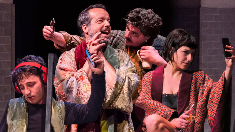 Dei figli. Produzione Teatro Stabile di Bolzano / La Piccionaia / Fondazione Sipario Toscana / Permàr. (ph Luigi Burroni)