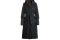 Parajumpers. Ronney. Trench e giacca imbottita. Il trench è un twill di cotone-nylon con trattamento idrorepellente mentre la giacca imbottita è in taffetà di poliestere con finitura opaca a tenuta piuma e trattamento idrorepellente. Il cappuccio è regolabile con coulisse. Due tasche abbottonate sul trench e due sul piumino e altre due interne. Cerniera a doppio cursore e cintura in vita. Polsini elasticizzati con finitura in lycra. Tonalità: cappuccino e nero. Prezzo: euro 820,00.