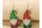 Shein. Orecchini pendenti Babbo Natale in plastica multicolore. Misure: h6,7xl2,3 cm. Prezzo: euro 2,00.