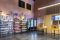 B&B Hotel Cortina Passo Tre Croci. Area shop, targata B&B Hotels, con prodotti strategici ed essenziali per ogni viaggiatore, e un’arricchita selezione di snack, barrette energetiche, bevande e prodotti per la cura della persona.