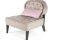 VG Newtrend. Poltroncina Elisabeth. Seduta profonda e schienale ovale. La struttura è in legno e il rivestimento capitonné è proposto sui toni delicati del tortora. (Misure: H 78 x 87 x 80 cm.)
