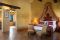 La Bagnaia Golf & Spa Resort Siena, struttura della Curio Collection by Hilton. Camere e Suite, distribuite tra i vari edifici del borgo conservano opere d'arte, arazzi e mobili antichi. Non esiste una sistemazione uguale all'altra. 