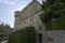 Castello di Fighine. L’imponente fortezza a pianta quadrangolare è arroccata sulle colline toscane, nelle vicinanze di Siena, tra la Valdichiana e la valle del Paglia. Un lungo restauro conservativo l’ha trasformata in un’attraente e confortevole struttura ricettiva. Foto: Marco Scarpa