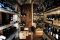 Hotel Hermitage Restaurant & Spa. Da un'antica grotta di pietra è stata ricavata una cantinetta. Qui è possibile godere di una serata esclusiva, con cameriere privato, per una cena indimenticabile. Il menu è studiato con piatti  tipici della tradizione alpina da abbinare con le oltre 400 etichette di vini della cantina. Su richiesta è possibile organizzare un aperitivo o un wine tasting d’eccellenza.