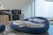 Dorelan. Pebble. L. Designer Ilaria Marelli. Tecnologia Collezione D_Sign. Linea Loft_mood. La forma di Pebble richiama i ciottoli lavorati dall’acqua di fiume per accogliere e avvolgere la persona. Un elemento d’arredo ricercato e scenografico. Il letto si accompagna a due pouff e una seduta o comodino. Pebble è completamente sfoderabile ed è comprensivo di pianale armonico non regolabile. Il materasso è una combinazione delle tre varianti Myform®: Myform Air (il lato estivo ergonomico e traspirante), Myform Extension (ergonomico ed elastico), Myform Memory Air (strato invernale aerato e termovariabile, favorisce la distribuzione omogenea del peso corporeo). Non è possibile realizzare un modello fuori misura.