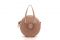Campomaggi. Si chiama “Round Bag” ed è una delle ultime tendenze per questa estate. In diverse grandezze, la tradizione della vacchetta viene interpretata in una trama optical o circolare, utilizzando strisce di pelle multi misura.