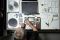 Bang & Olufsen. Beogram 4000c Recreated Limited Edition. L’inizio del processo di restauro. Qui siamo nella sede dell’azienda a Struer, in Danimarca, dove i giradischi sono stati creati negli anni ’70. Ogni Beogram è stato smontato e ispezionato per valutare lo “stato di salute” di ciascuna unità.