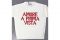 AIEM. Collezione Love. Pullover bianco in lana lavorato a maglia con scollo tondo e bordi a costine. Scritta in rosso “Amore a Prima Vista”. Prezzo: euro 79,00.