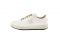 ACBC Anything Can Be Change. Sneaker della collezione Evergreen Canapa. Tomaia e lacci sono in canapa. La suola è in Rerubber, materiale derivato dal riciclo di altre suole. Il coprisoletta è in 100% sughero naturale. La fodera interna è in Rebotilia, un materiale composto da bottiglie riciclate: per ogni fodera vengono utilizzate quattro bottiglie d’acqua da 50ml. La soletta interna ha una circolarità pre-consumer, prodotta assemblando gli scarti di produzione delle altre solette: il 99% è infatti realizzato da scarti di schiume pre-consumer e l’1% di collante a base d’acqua. Tonalità: bianca. Collezione Primavera-Estate 2021. Prezzo consigliato: euro 109,00.
