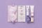 Glowria. Stress LessStrees Less. Beauty Box del mese di Marzo 2021. Docteur Renaud: siero calmante concentrato di Camomilla + maschera per viso. Huygens: gel detergente viso rigenerante. Ikoo: maschera in tessuto purificante equilibrante, thermal treatment wrap detox & balance mask per capelli. Bois de Rose. Balade en Provence: balsamo viso solido nutriente e idratante. Mascherina da notte “Nap queen”.